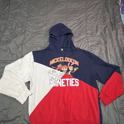 Nickelodeon 90’s Hoodie, XL