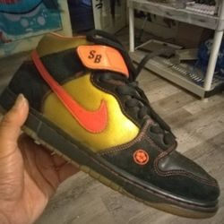 Money Cat Nike SB. Mids 06 Release 