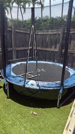 Free trampolin00
