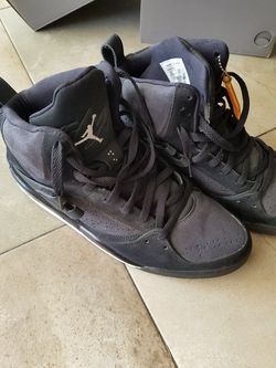 Blk Jordans
