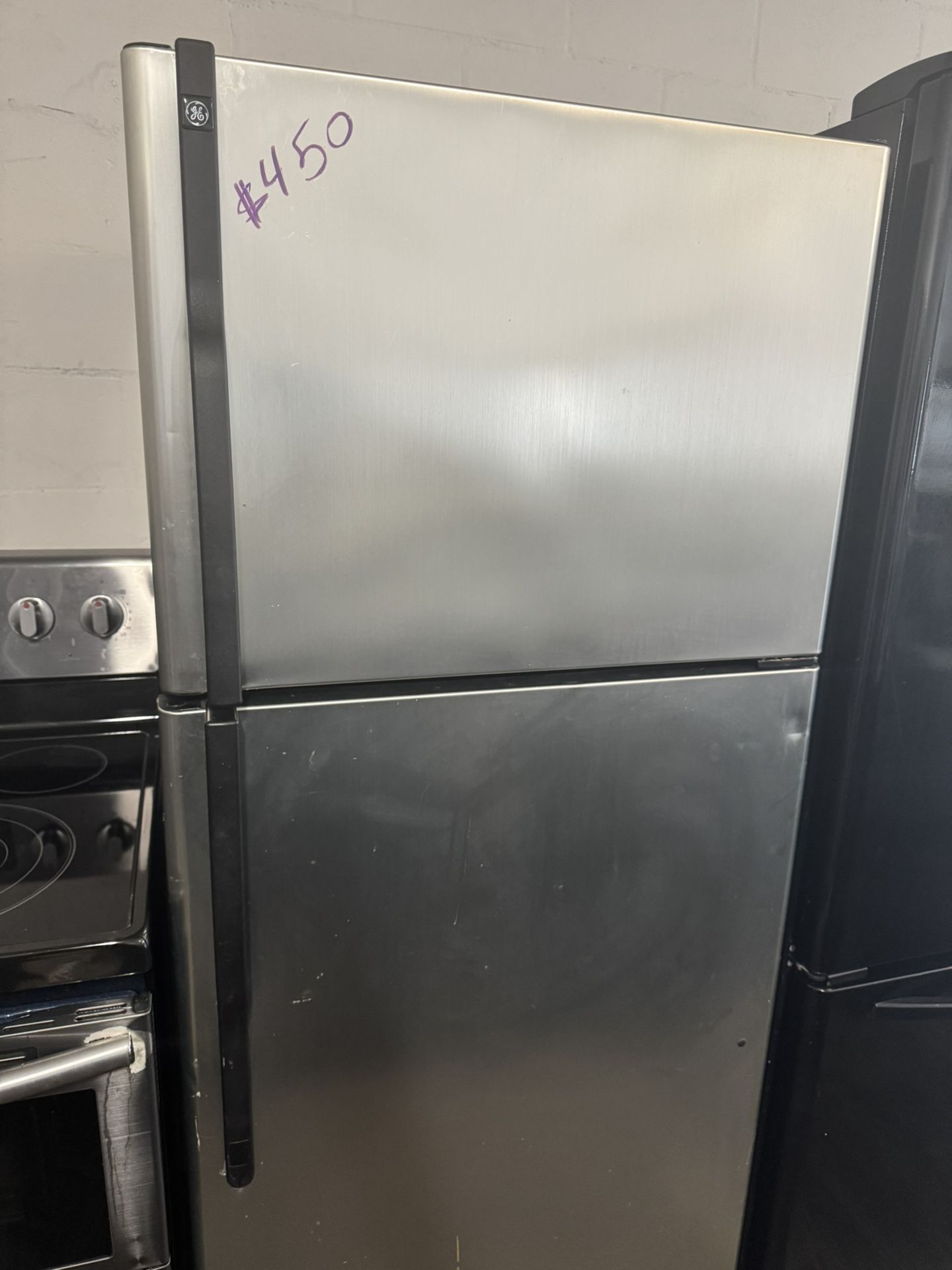 Come Here Fridge , Stove And Whasher And Dryer .9002 N Nebraska Ave Tampa 33604