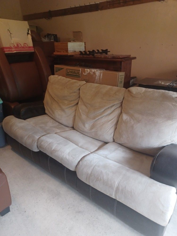 3 Pieces Sectional With Sleeper