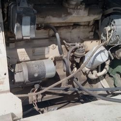 JOHN  DEERE 4239 DF  DEISEL ENGINE.