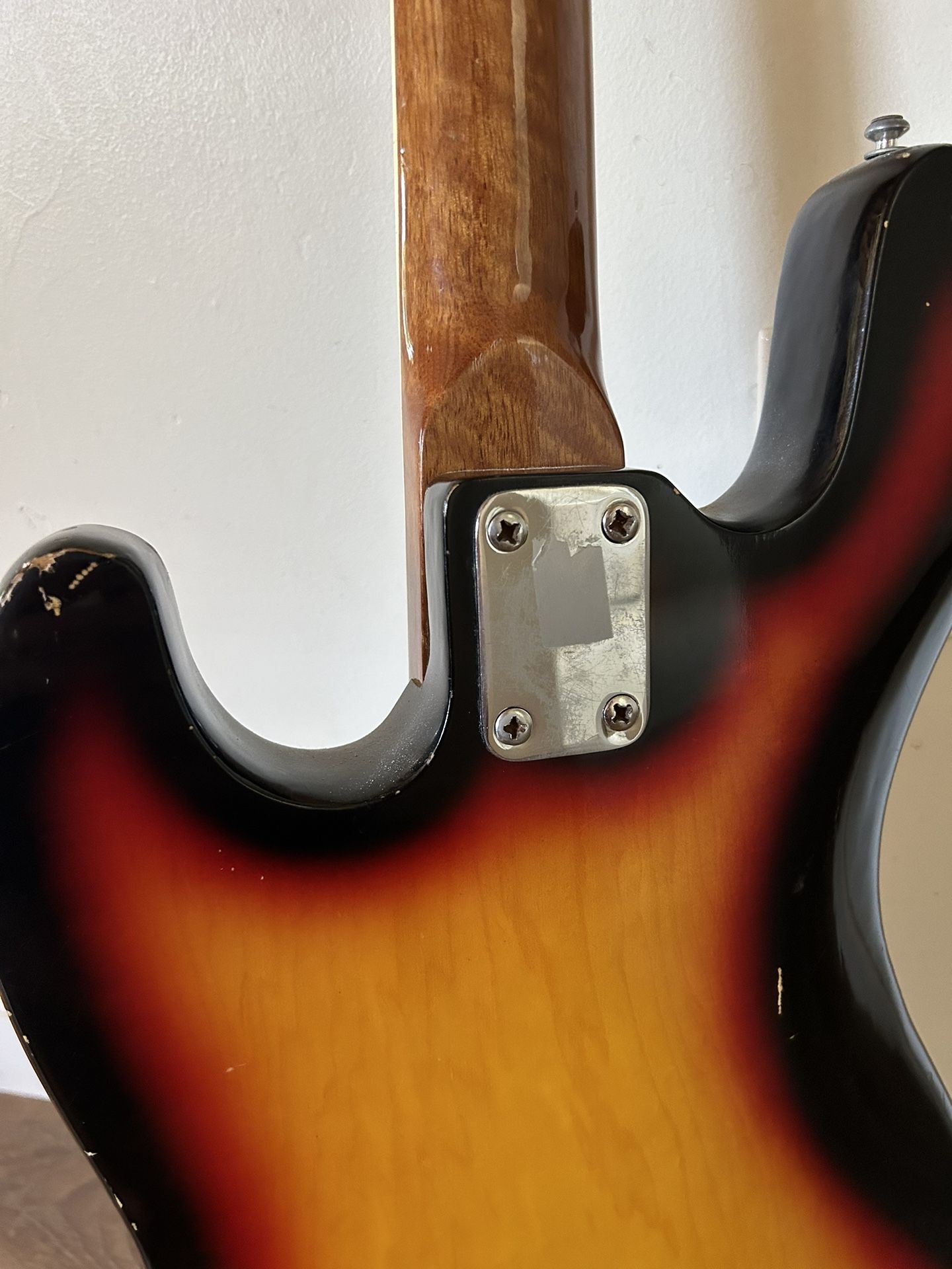 Vintage Encore Teisco Jazz Bass for Sale in San Diego, CA - OfferUp