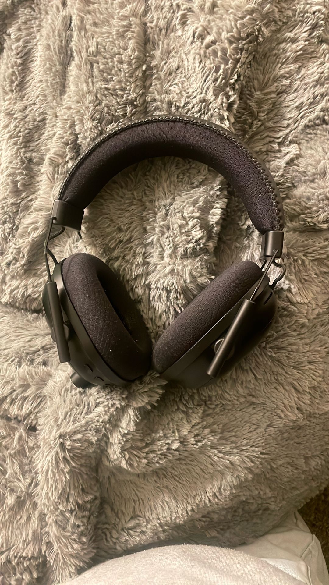 Razer blackshark v2 pro wireless gaming headset