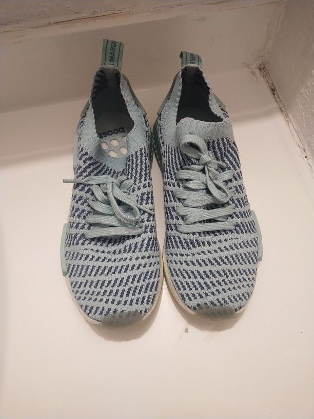 Unisex Mint Green Boost Adidas M 8.5 Or W 9.5