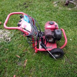 3200 Pressure Washer