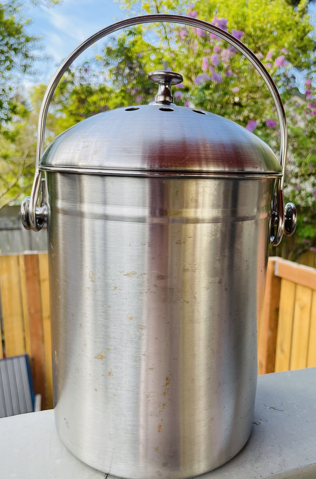 Compost Bin (Utopia kitchen)