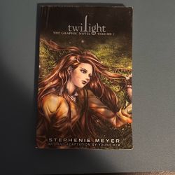 Twilight The Graphic Novel Volume 1 