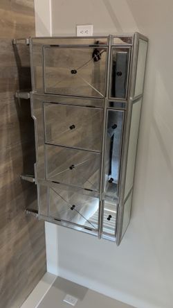 Mirrored Cabinet