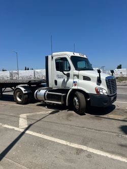 2016 cascadia en venta