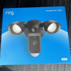 Ring Floodlight CAM Plus