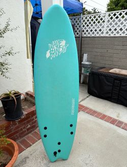 Catch Surf Wave Bandit 6'0" Performer Foam Surfboard - Turquoise | Tri Fin