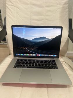 Apple MacBook Pro A1707-15”-2.8ghzI7,256gb,16gb,Wireless-2017