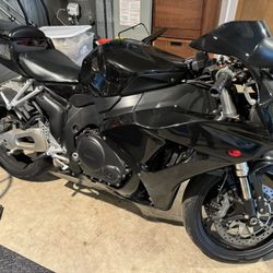 2006 CBR1000RR