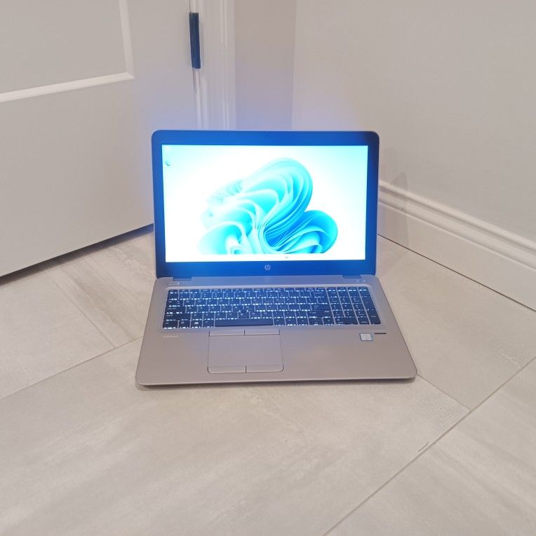 big screen intel i7 3.1ghz 16gb ram laptop laptops computer computers pc pcs personal windows 11