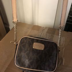 Michael Kors Crossbody Bag