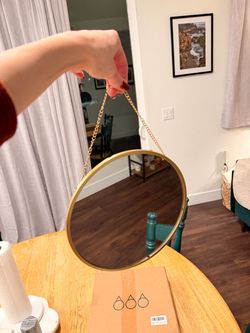 Three piece hanging mirror set
