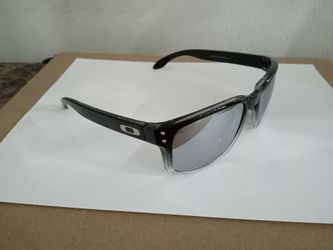 Oakley sunglasses