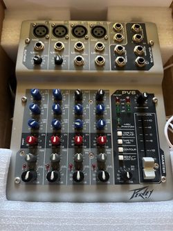 PEAVEY MIXER