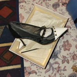 Heels 8.5 Almost New 