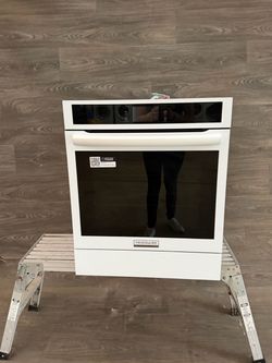 Electric Wall oven kitchen