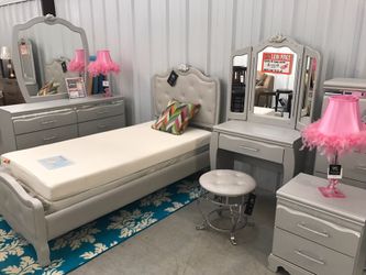 Ashley Girls Bedroom Group New We Deliver!