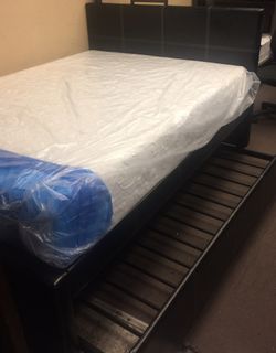 Full Bed Frame w/ Trundle + Mattress