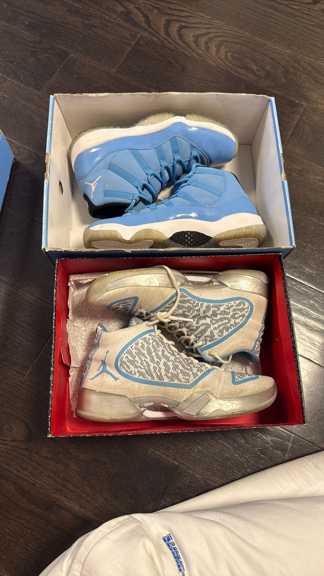 Jordan 11/29 Pantone Pack