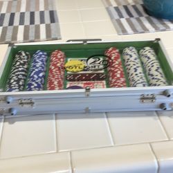 Sportlight  Casino  Chips And Card Set