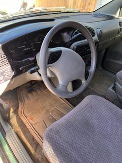 1998 Dodge Caravan