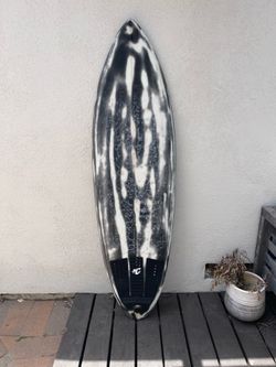 Creature Surfboard - Twin Fin