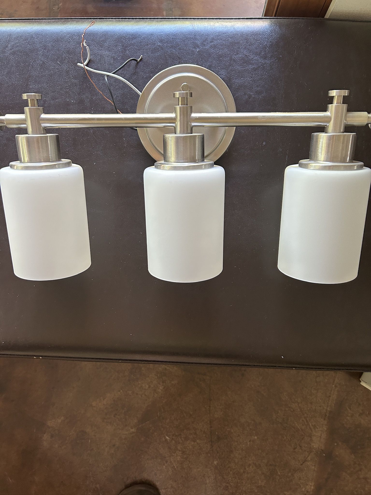 New And Gently used Vanity/bathroom Lamps