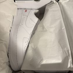 Nike Supreme Air Force 1 Brand New Size 10