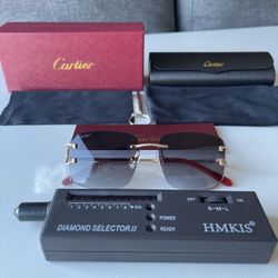 Cartier Glasses, Black lense, Gold (Diamond) Frame