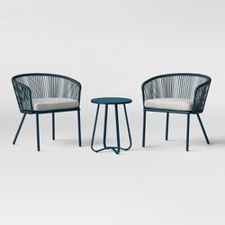 3 piece outdoor Patio furniture (With cushions)