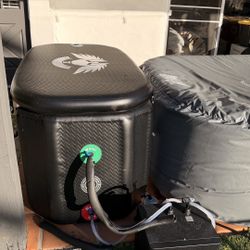 ICE PLUNGE - Titan Plunge Ice Bath - Only 4 Months Old