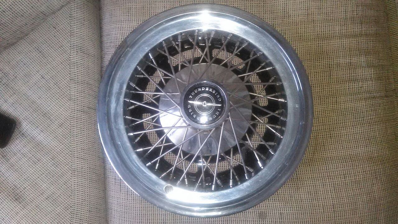 FORD THUNDERBIRD 60s-70s RIMS