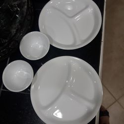 CORELLE PLATES Set Of Two $7