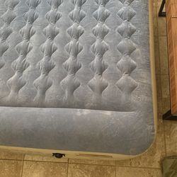 Twin Air mattress With Car And Ac Air Pumps