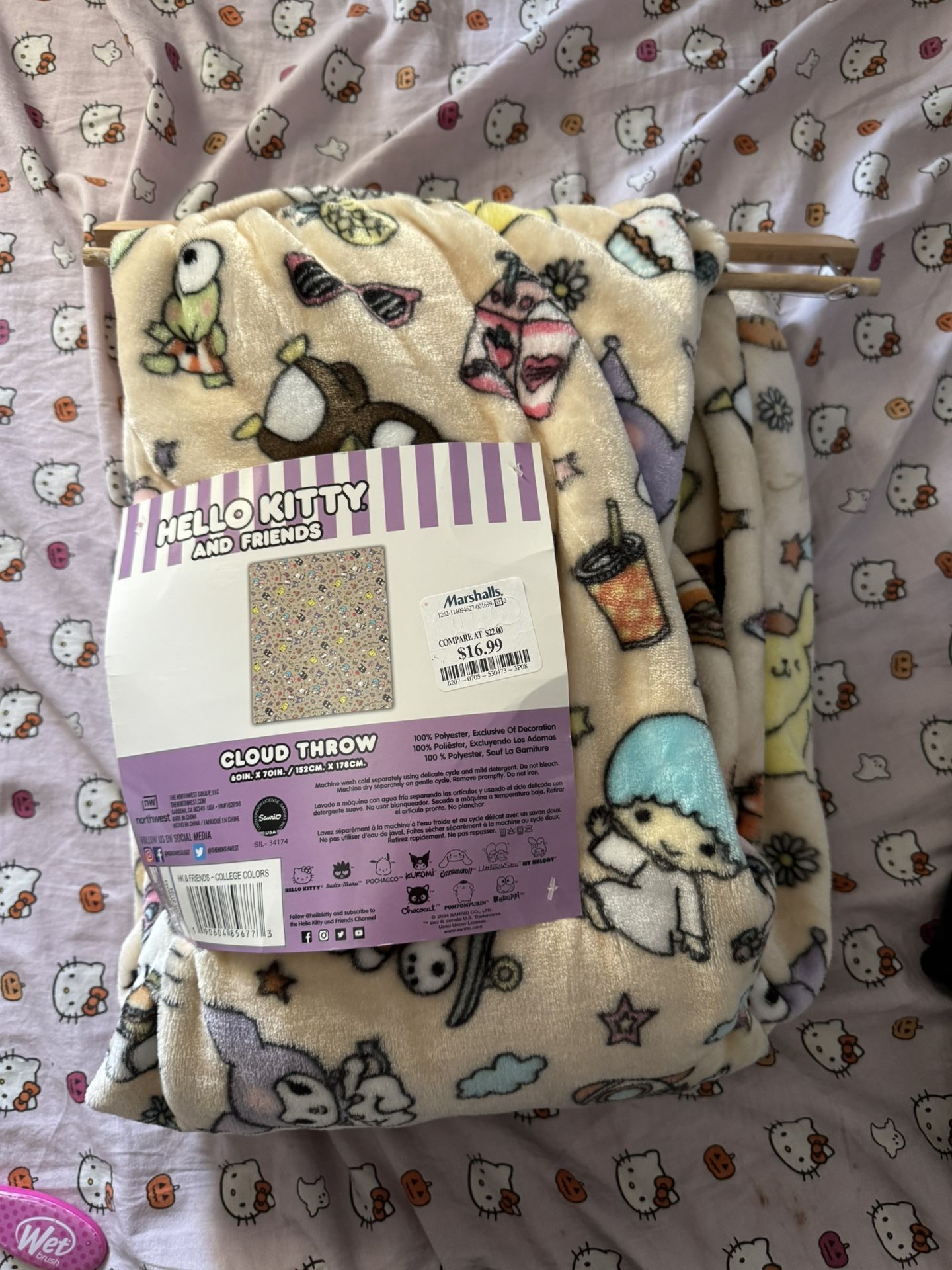 Hello Kitty And Friends Throw Blanket