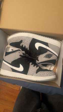 Jordan 1 Mid