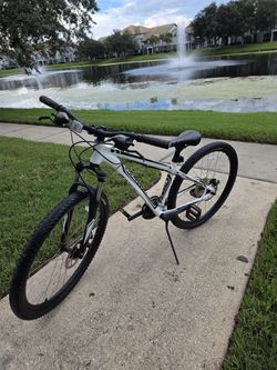 Specialized Hardrock Mountain Bike