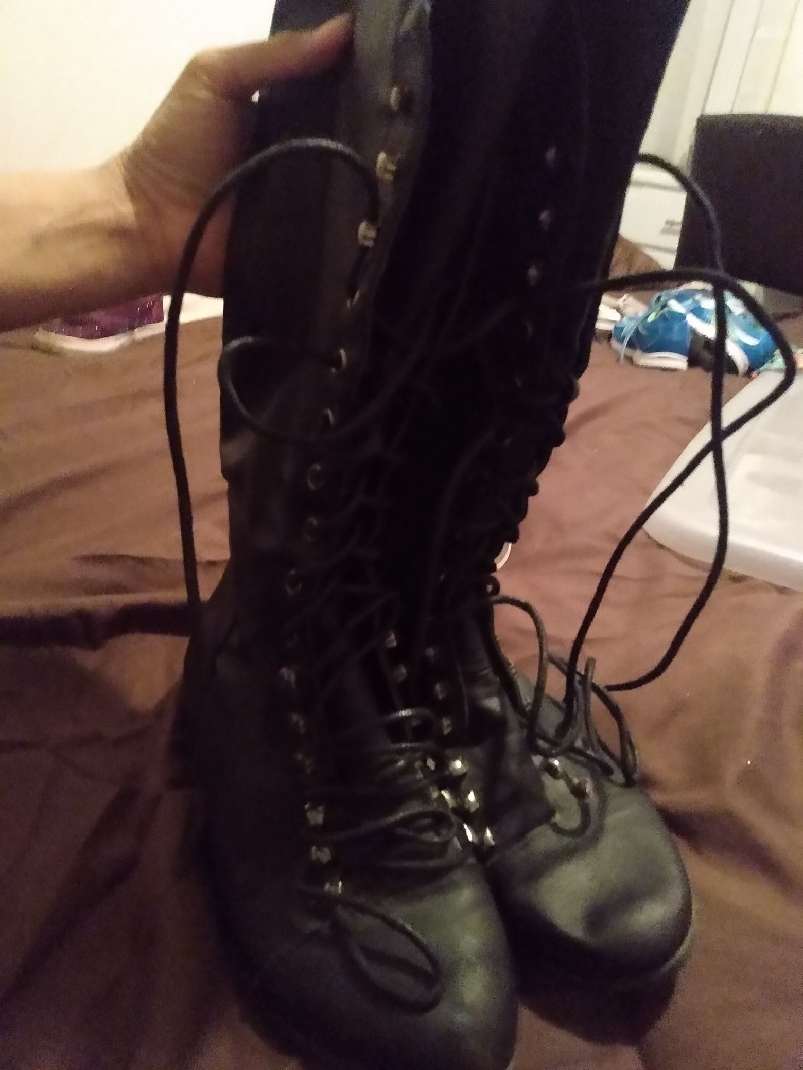 Girl boots