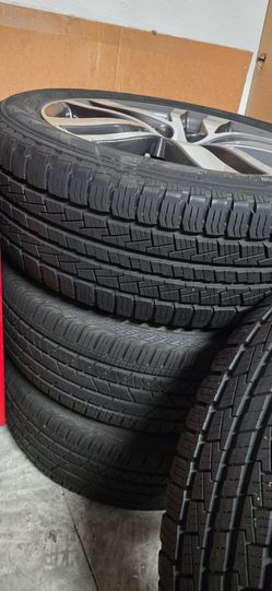 Honda Pilot touring 2016 OEM rims and tires
