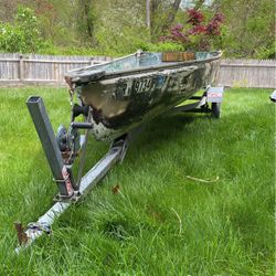 12’ Fiberglass Boat With Long trailer
