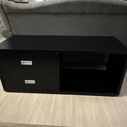 TV stand 50 in x 21 in x 19 in A little damaged
