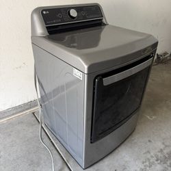 LG Electric Dryer 