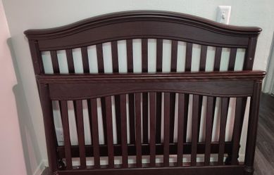 Baby crib