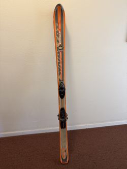 Dynastar 8000 Ski